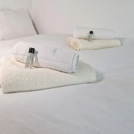 דירה Stylish 3 Bedroom House