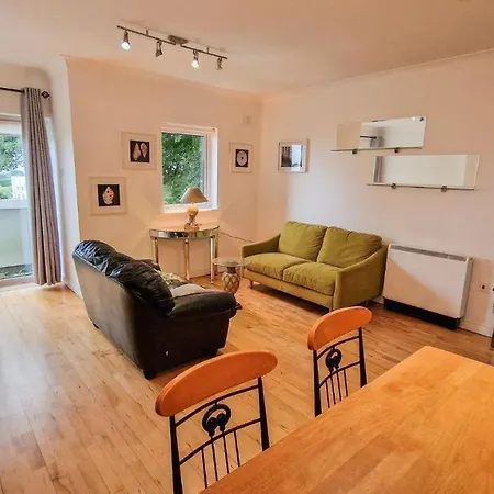 Stylish 3 Bedroom House *