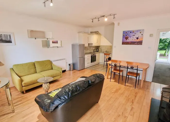 Stylish 3 Bedroom House *